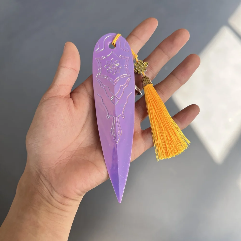 Patterned Demon Hunter Dart Prop